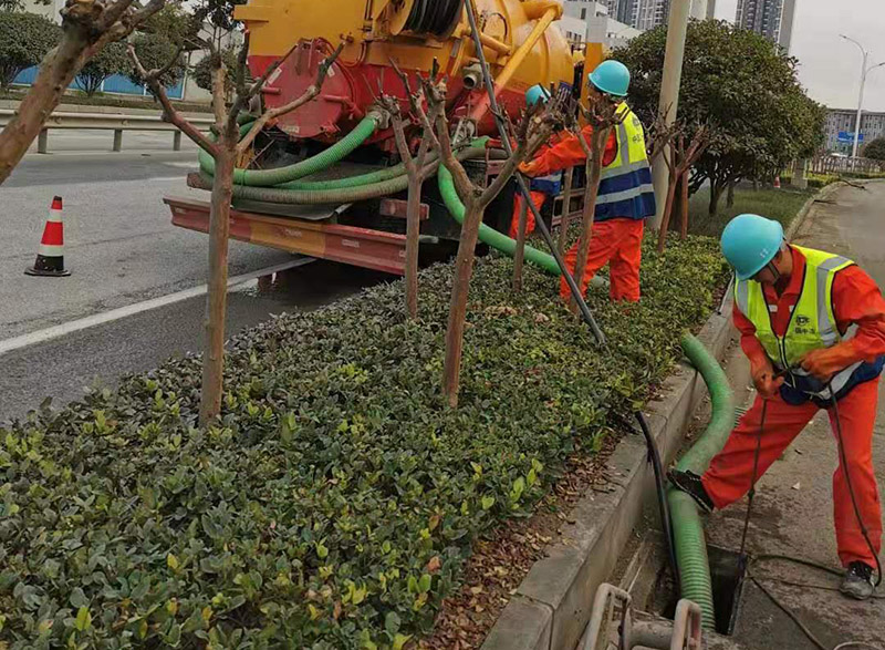 阿巴嘎市政管道清淤